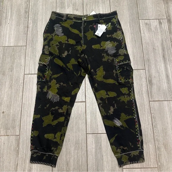 NWT MOSCHINO Katakana Embellished Camouflage Pants EU 58 or US 48 $1145 - Picture 2 of 5
